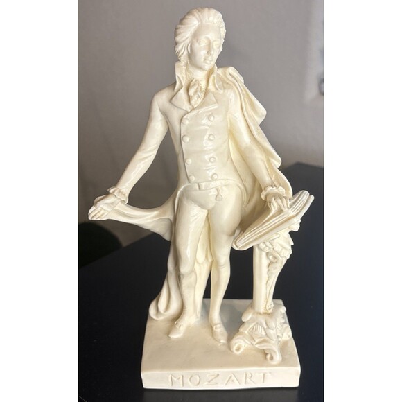 Vintage A. Santini Signed Wolfgang Amadeus MOZART 9" Tall White Resin Figurine - Picture 8 of 16